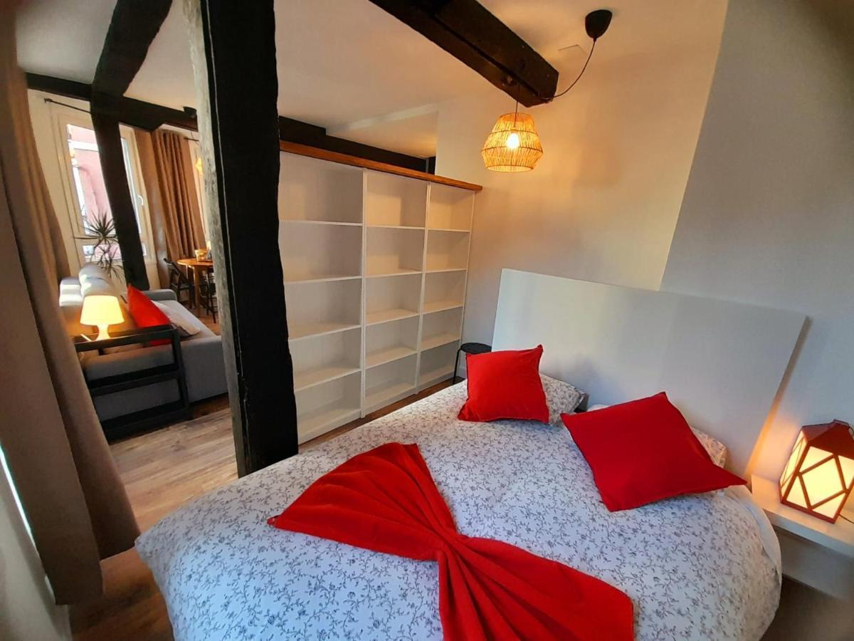 Andra Mari Apartamentu Turistikoak Бермео Экстерьер фото