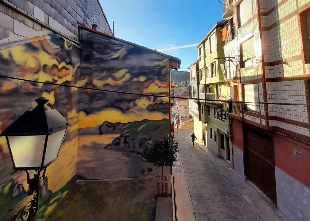 Andra Mari Apartamentu Turistikoak Бермео Экстерьер фото