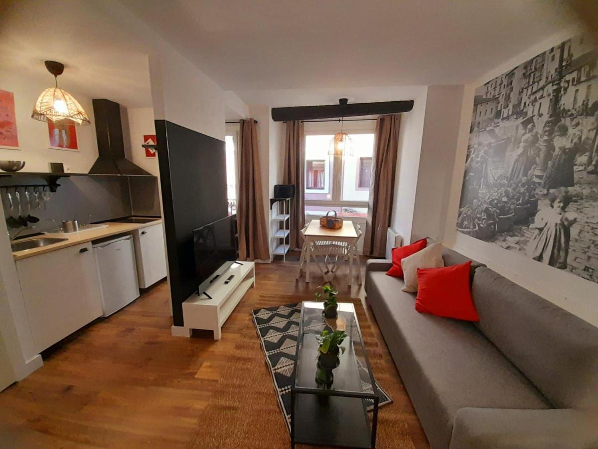 Andra Mari Apartamentu Turistikoak Бермео Экстерьер фото