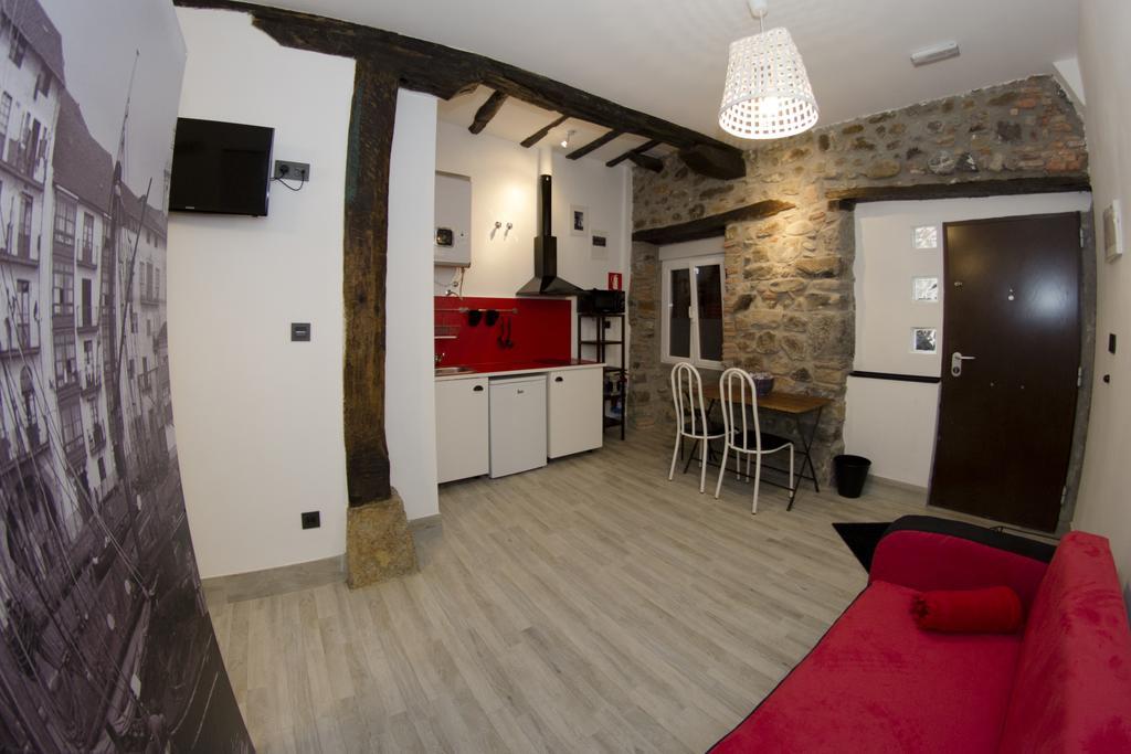 Andra Mari Apartamentu Turistikoak Бермео Номер фото