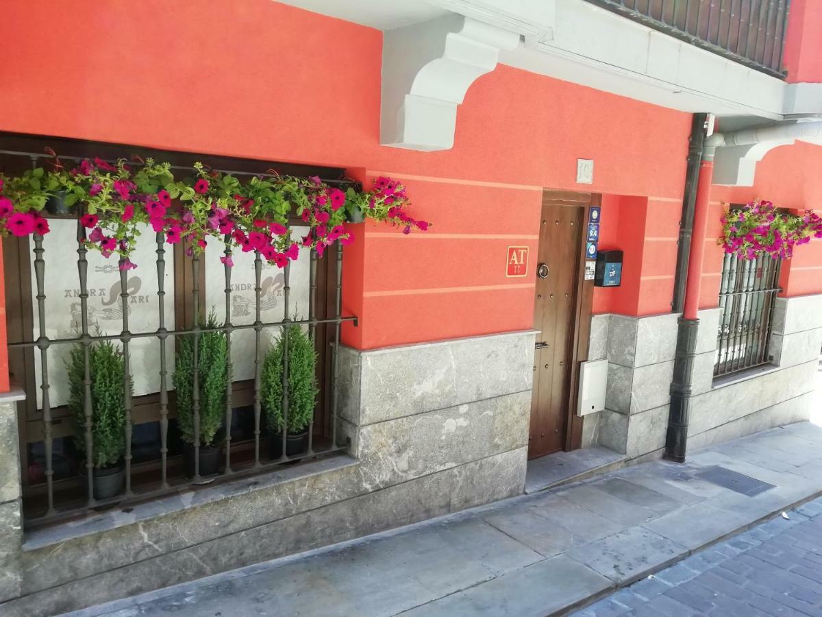 Andra Mari Apartamentu Turistikoak Бермео Экстерьер фото